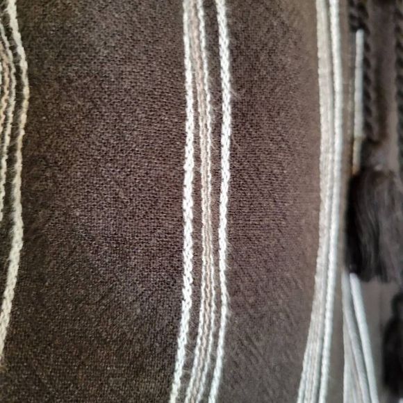 Briggs Beachy Linen Drawstring Shorts - Picture 8 of 8